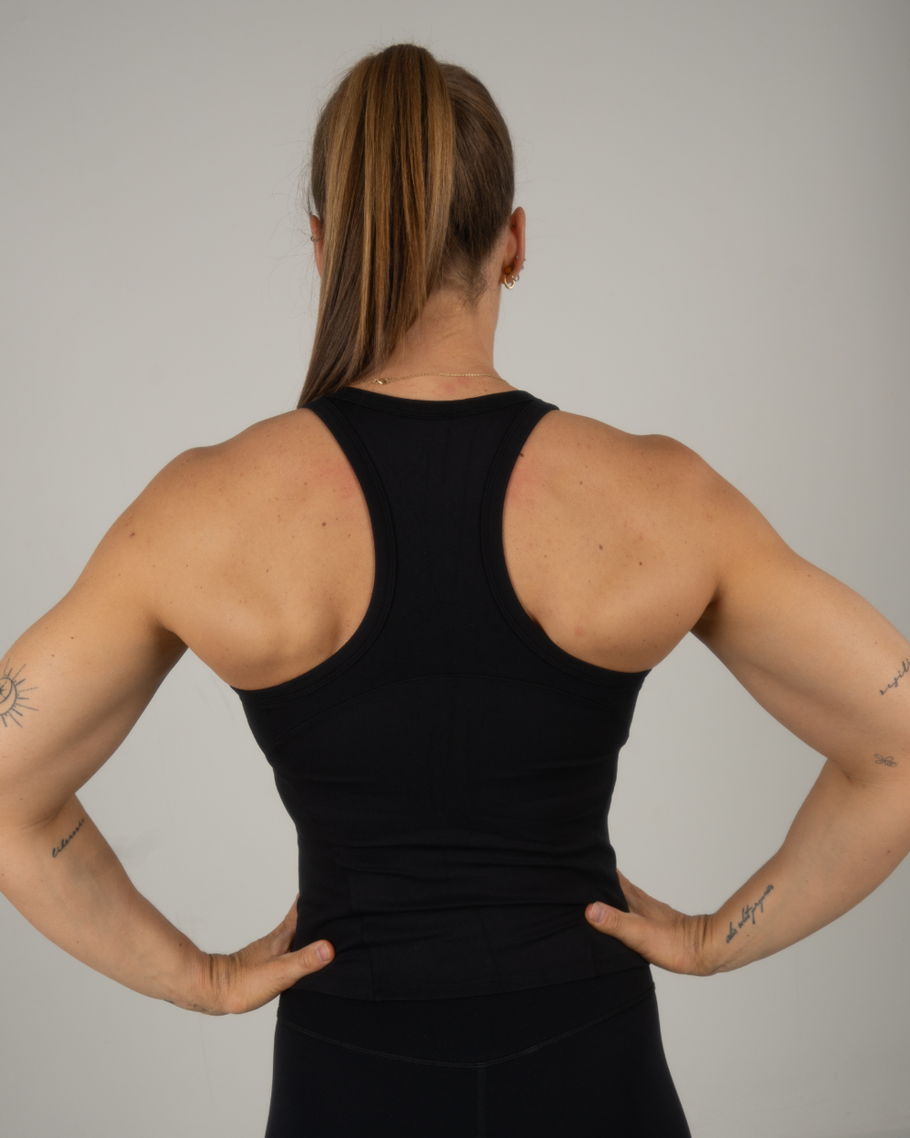 Fluid 2-in-1 Long Top (Black)