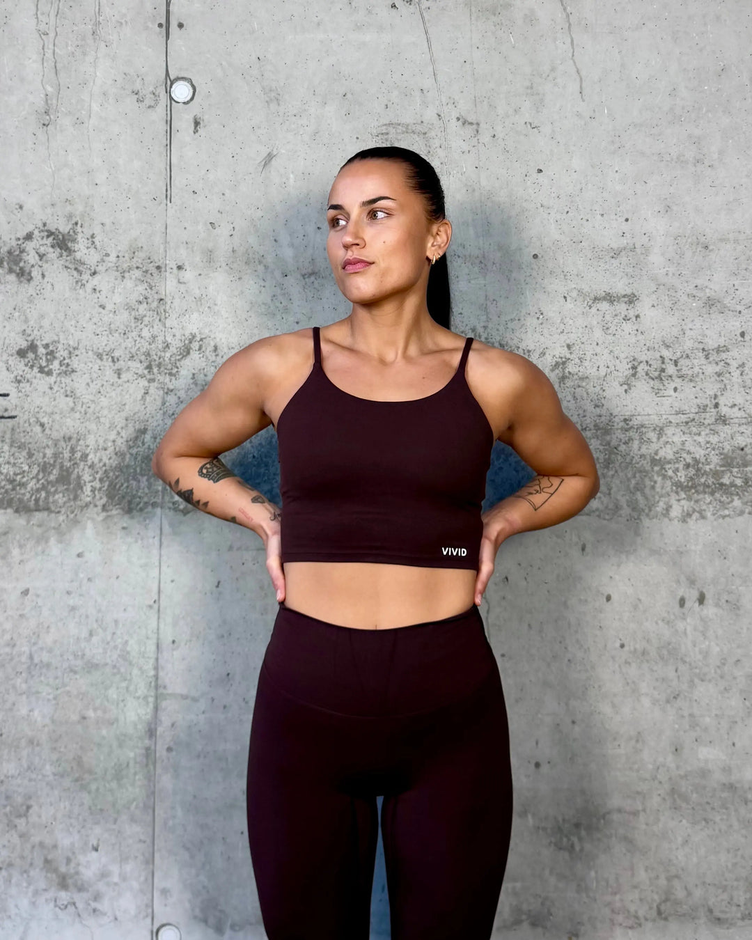 Motion Minimalistic Top (Mocha Brown) Vivid Performance