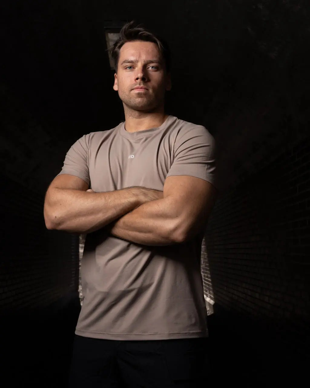 Fluid Mens Tee (Brown) Vivid Performance