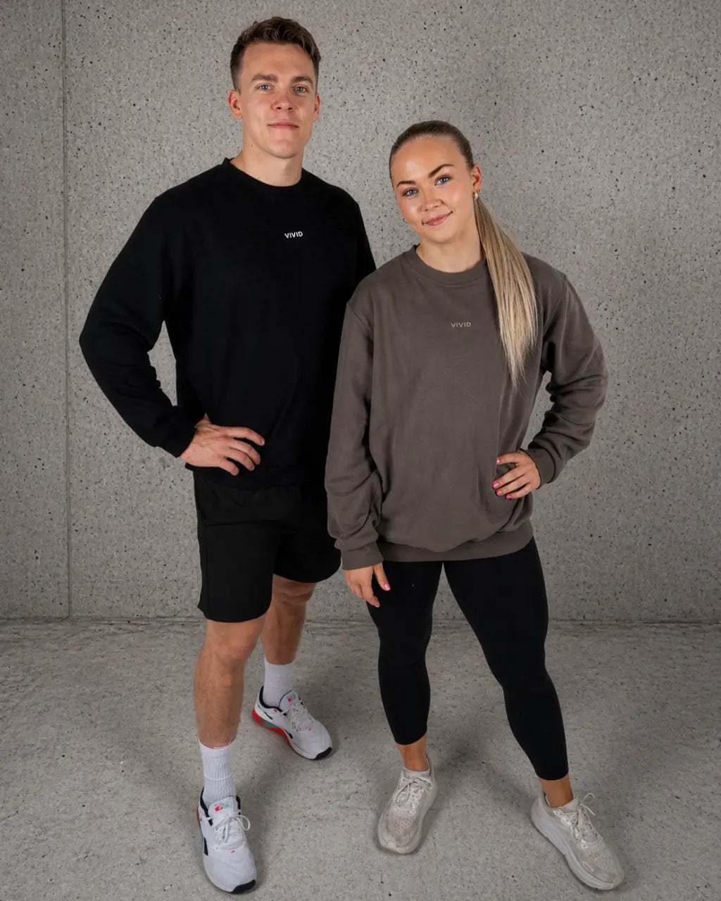 The Original Crewneck (Dust) Vivid Performance
