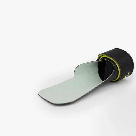 Picsil Hawk Grips + Wristbands (Moonless)